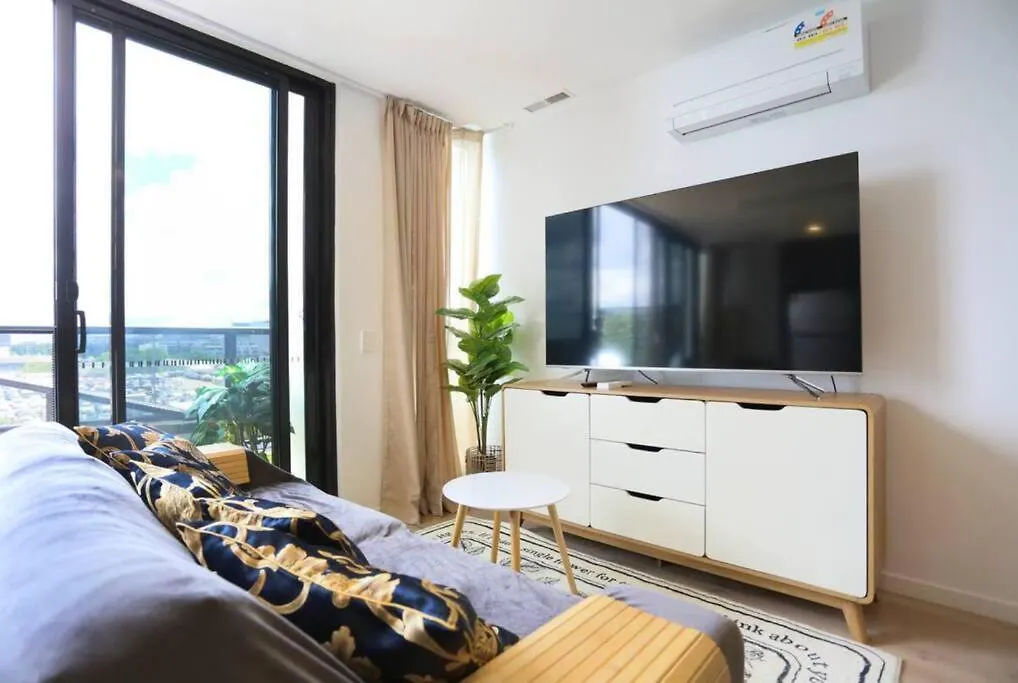 3 Brs Topfloor View@Heart Of Canberra Free Parking Australia